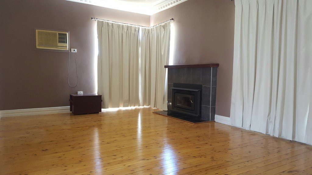 967 Tullimbar Street NORTH ALBURY 2