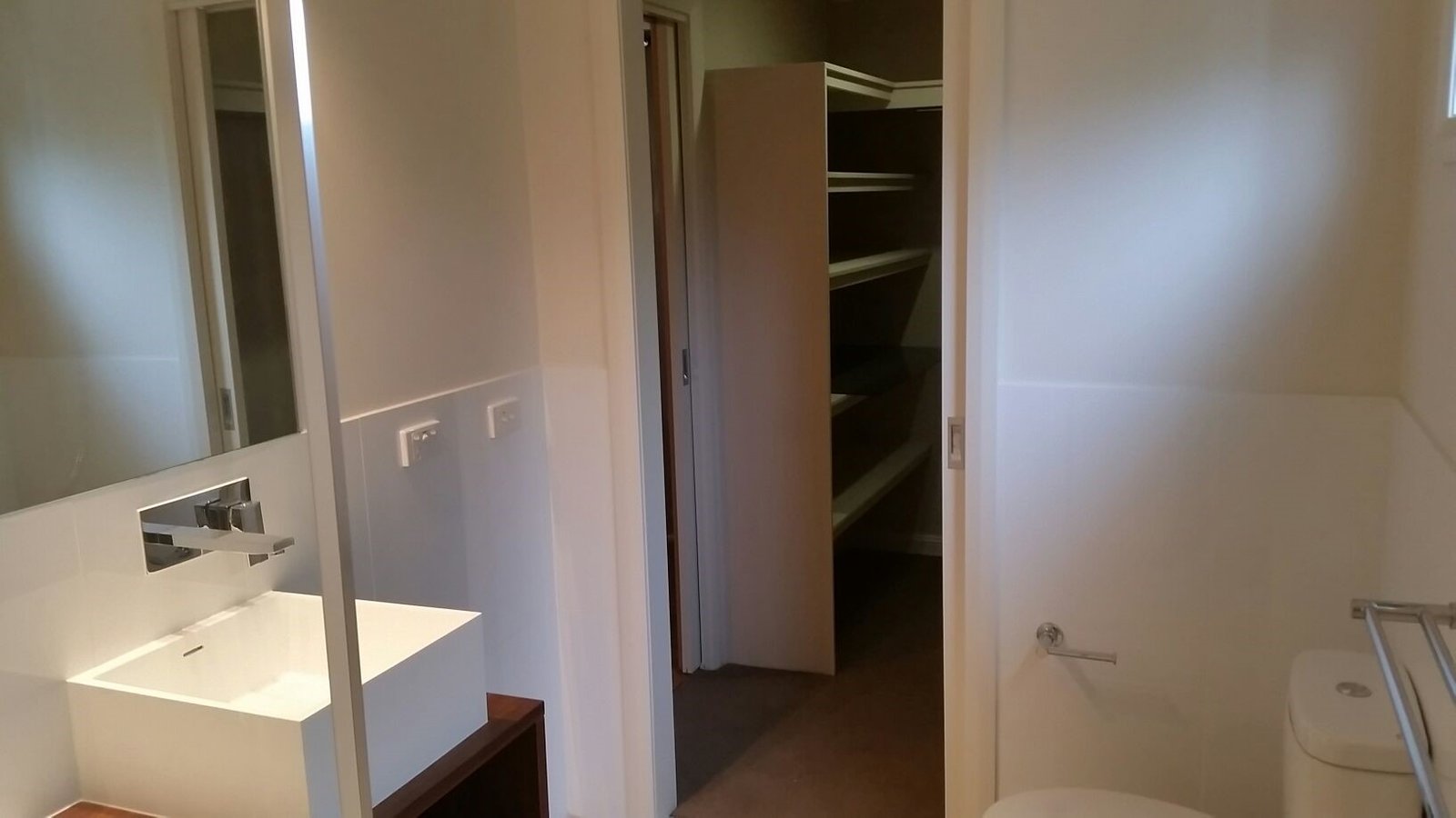 967 Tullimbar Street NORTH ALBURY 5