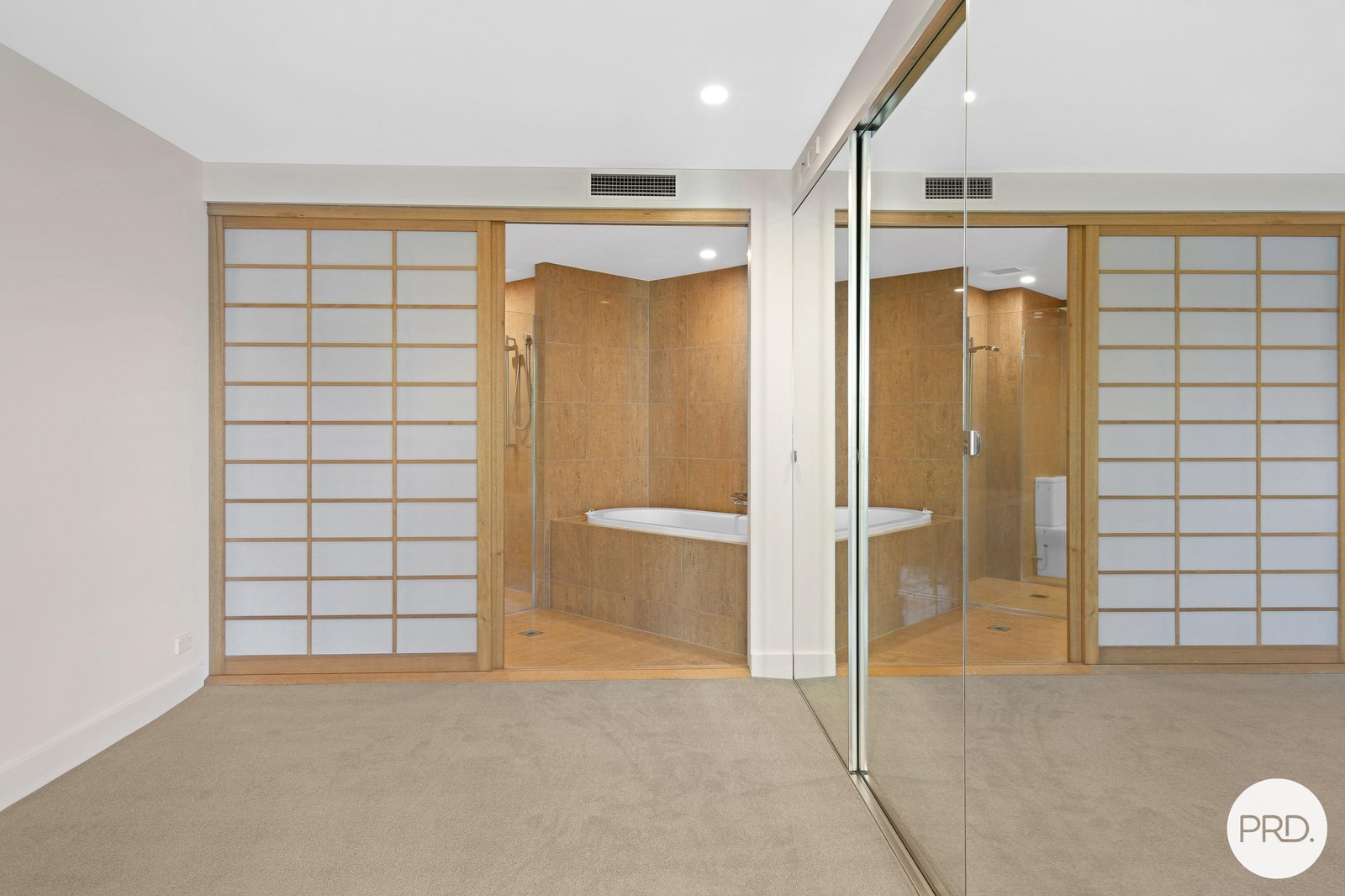 9/685 Casuarina Way CASUARINA 4
