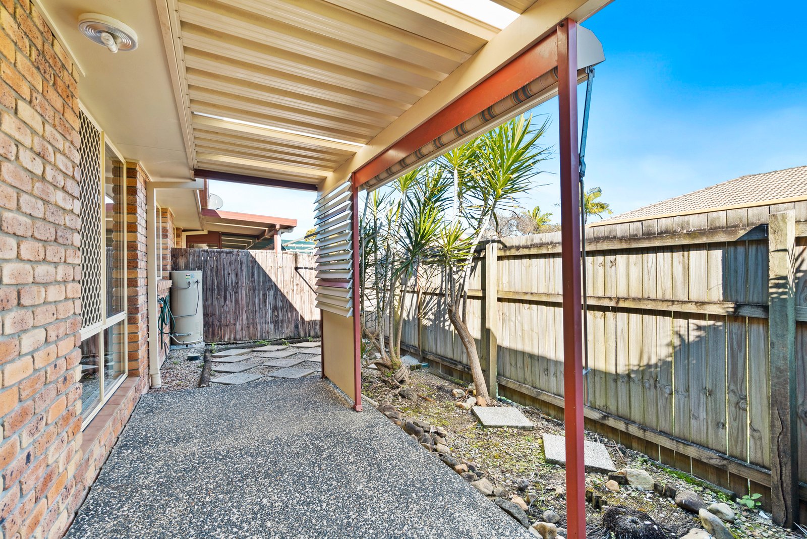 9/7 Advocate Place BANORA POINT 9