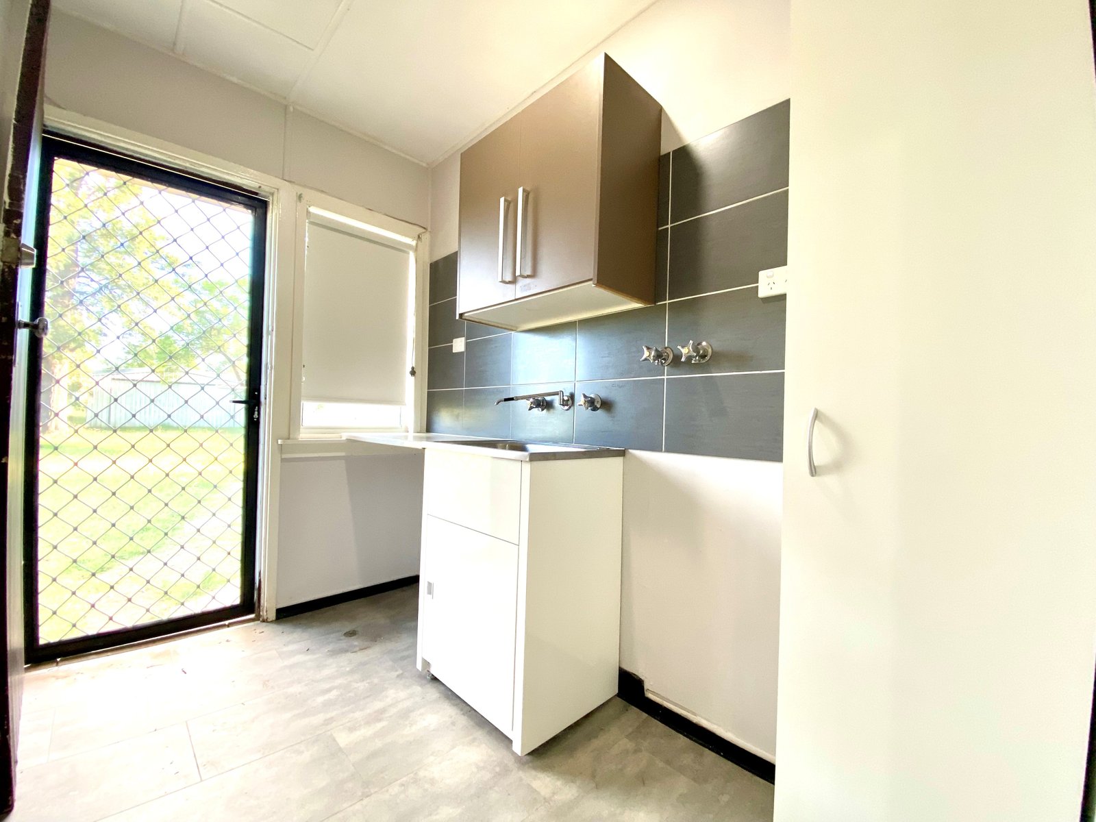 97 Anthony Road TAMWORTH 11