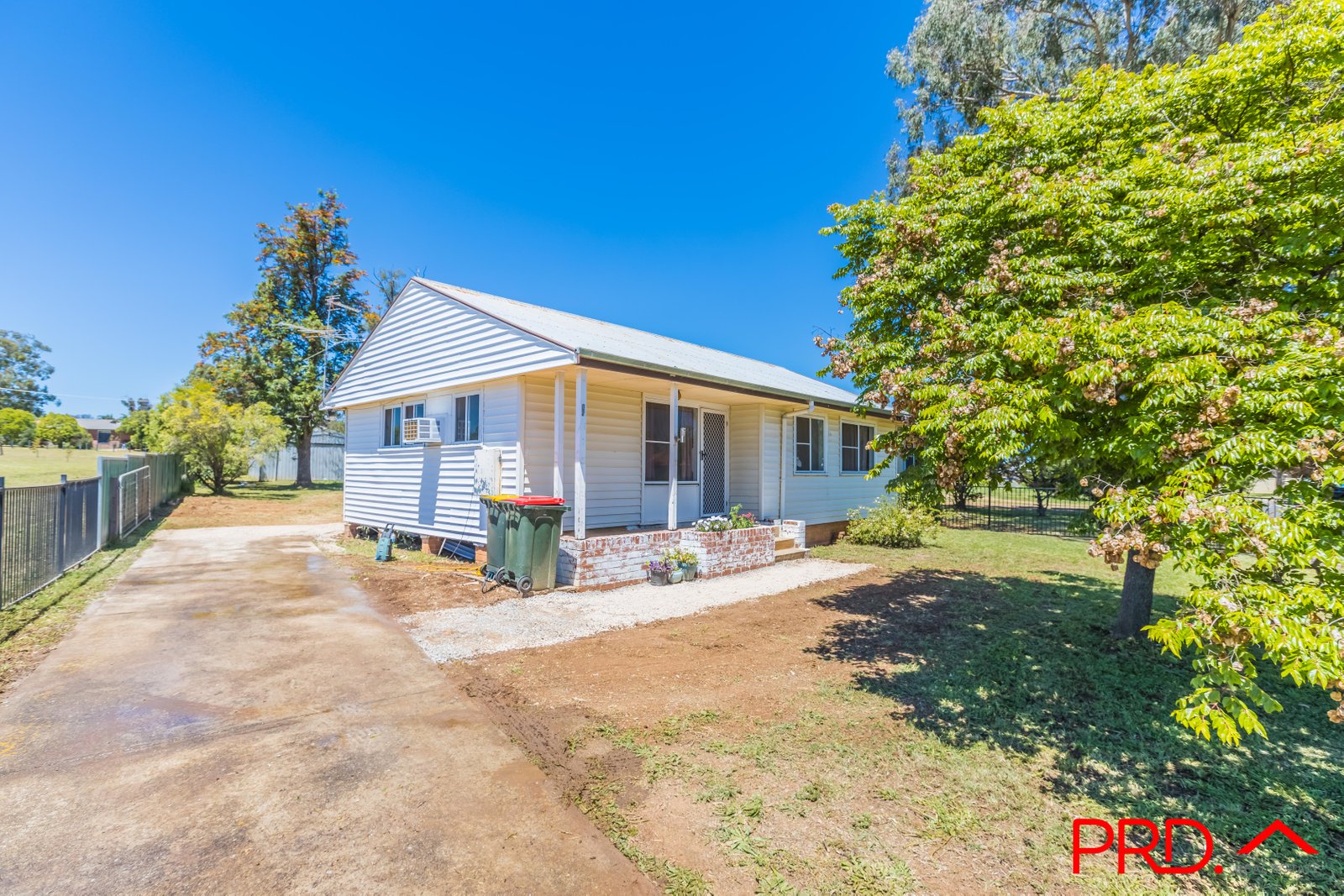 97 Anthony Road TAMWORTH 4