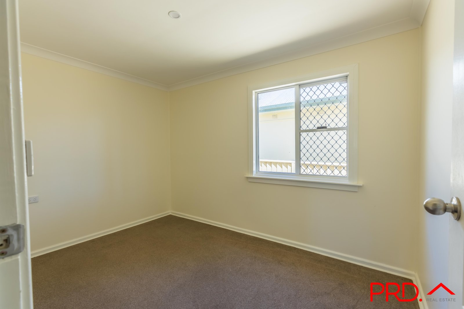 97 Anthony Road TAMWORTH 11