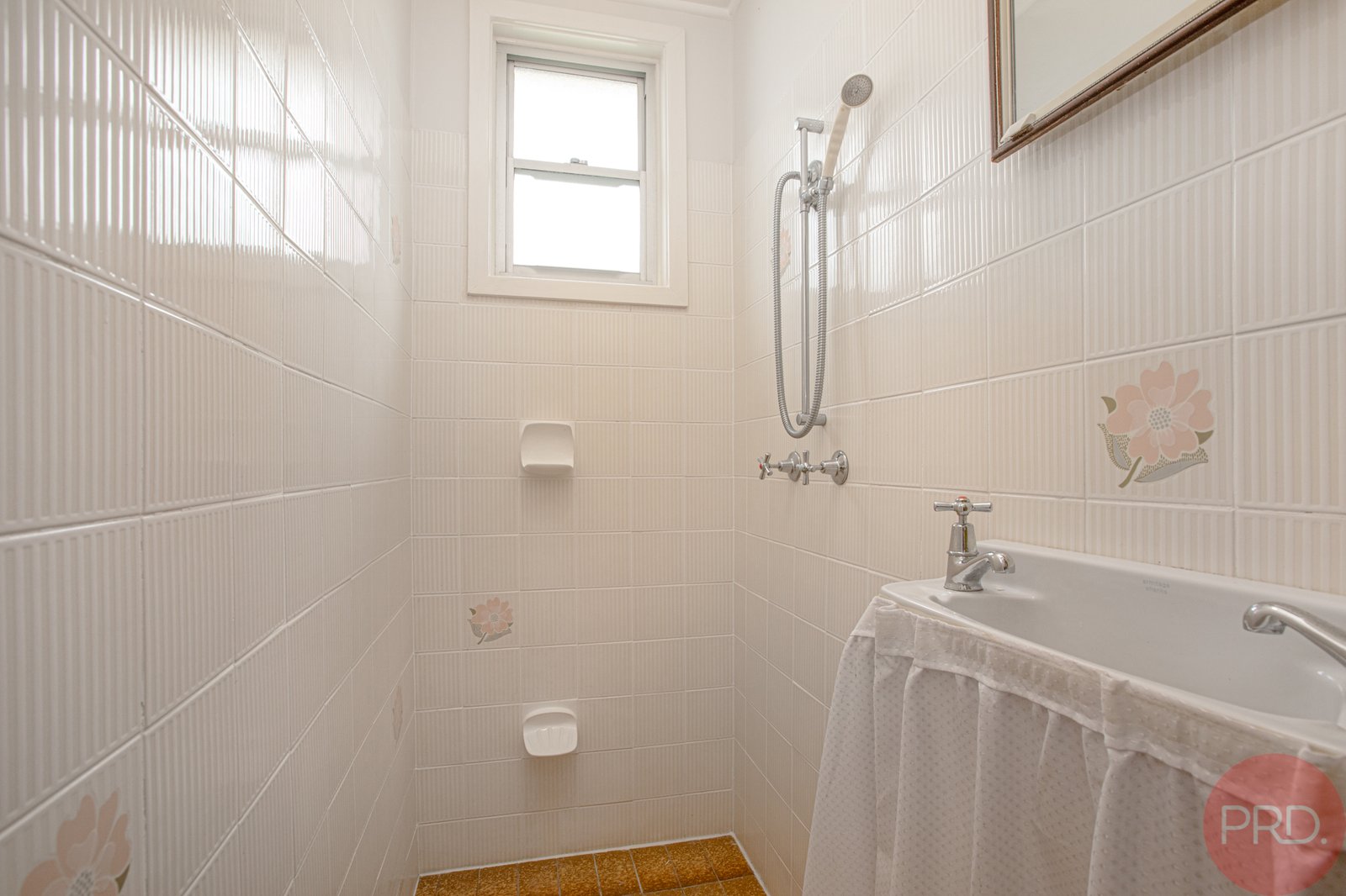 97 Beresford Avenue BERESFIELD 14