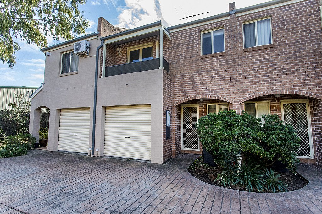 9/7 Bringelly Road KINGSWOOD 1