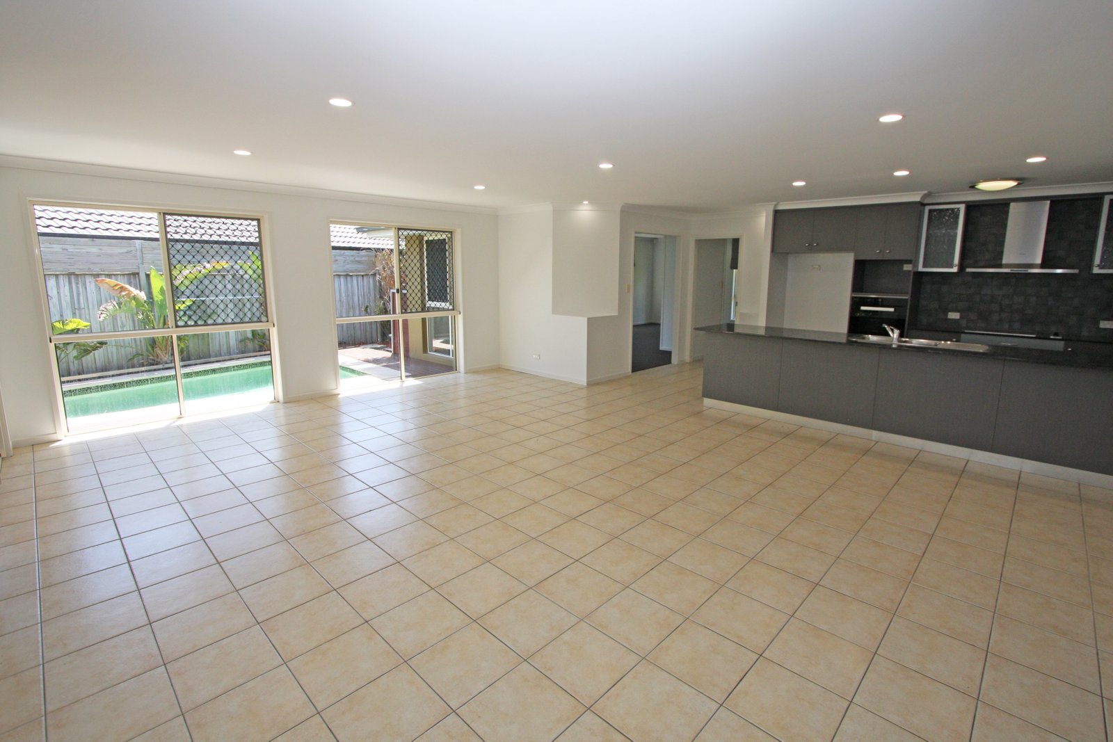 97 Crestwood Drive MOLENDINAR 3