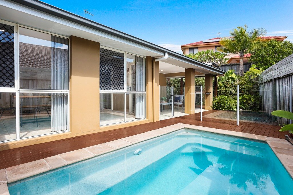 97 Crestwood Drive MOLENDINAR 1