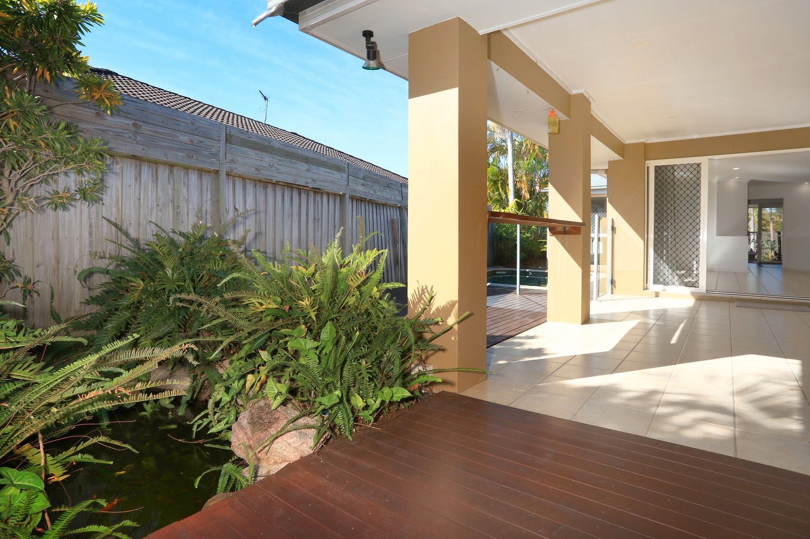 97 Crestwood Drive MOLENDINAR 8