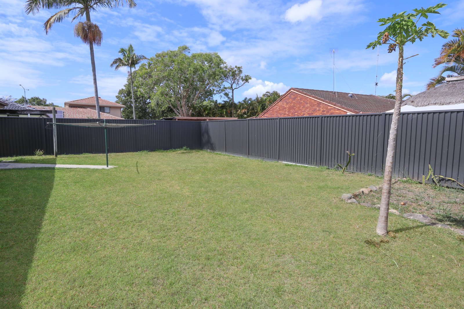 97 Cypress Drive BROADBEACH WATERS 2