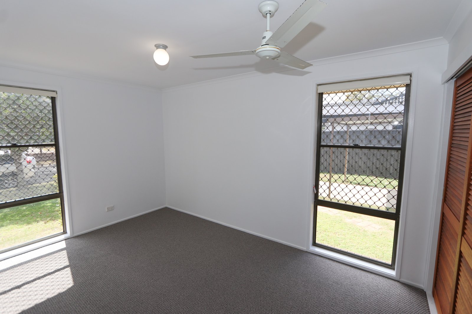 97 Cypress Drive BROADBEACH WATERS 9