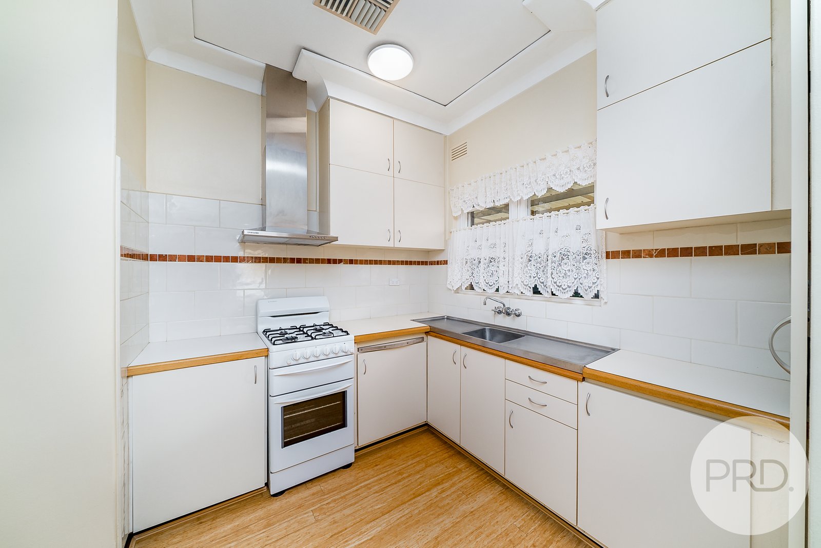 97 Fernleigh Road TURVEY PARK 3