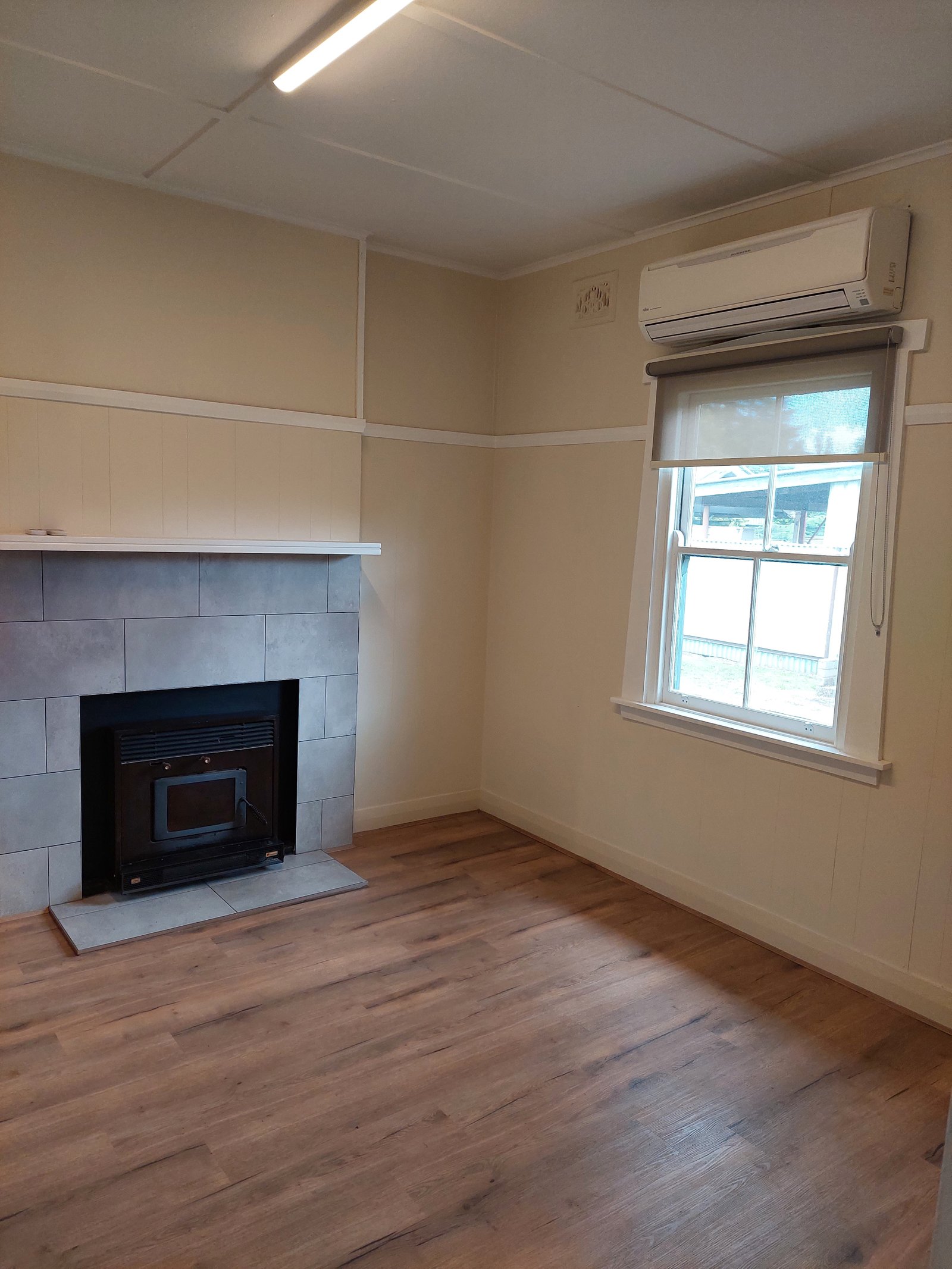 97 Fitzroy Street TUMUT 8