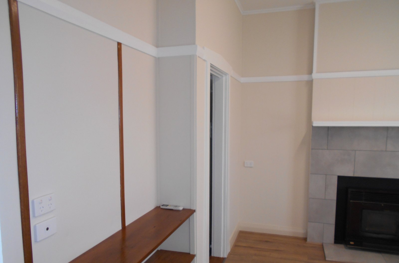 97 Fitzroy Street TUMUT 9