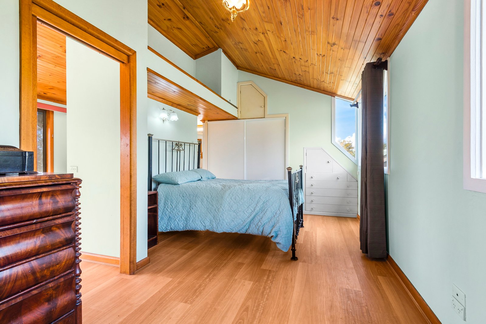 Real Estate and Property in 97 Harker Street, Sunbury, VIC