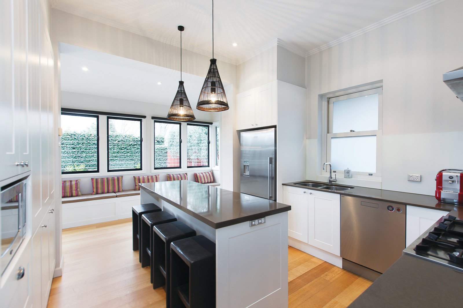 97 Kambrook Road, Caulfield North, VIC