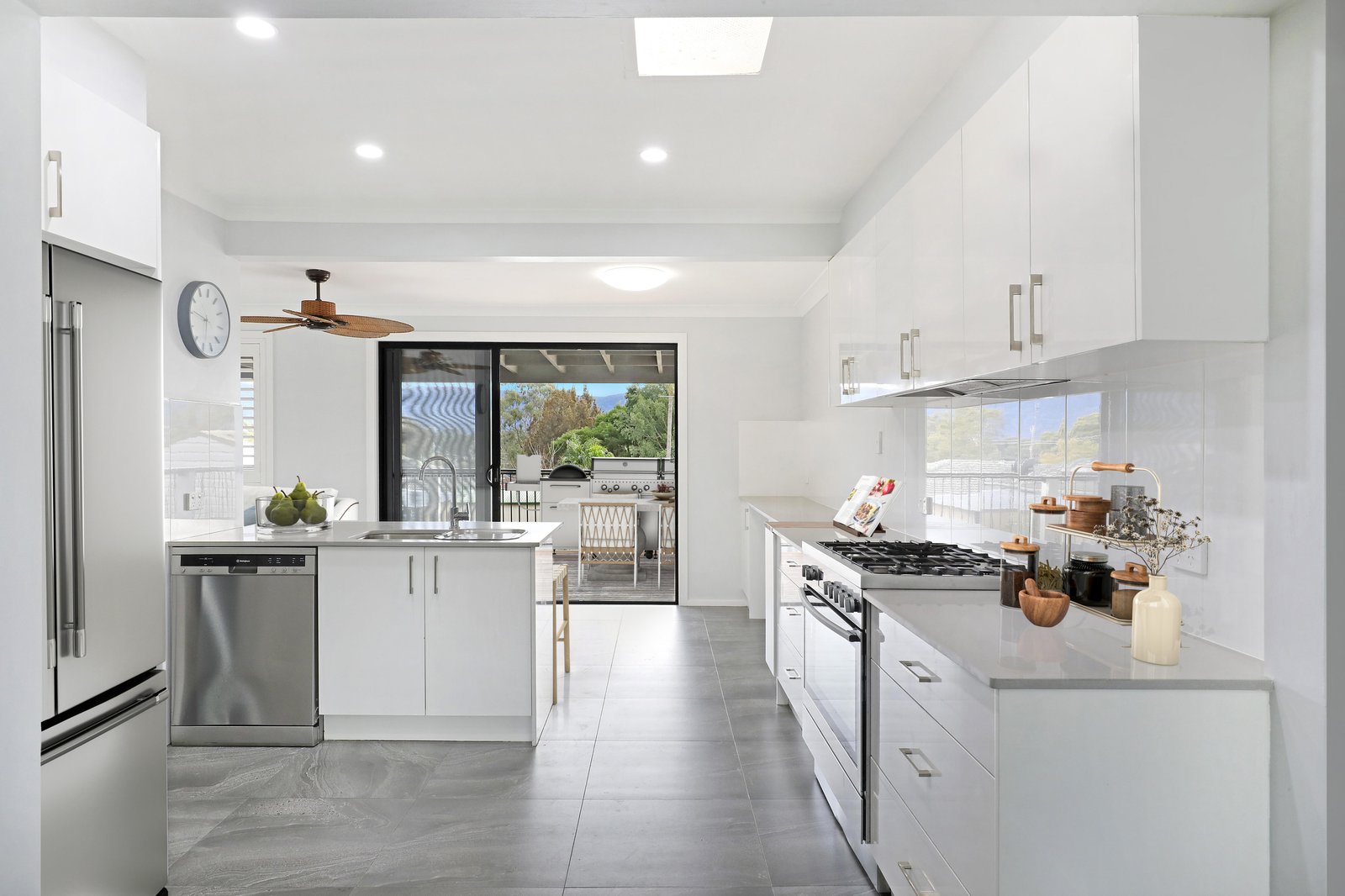 97 Lakelands Drive DAPTO 4