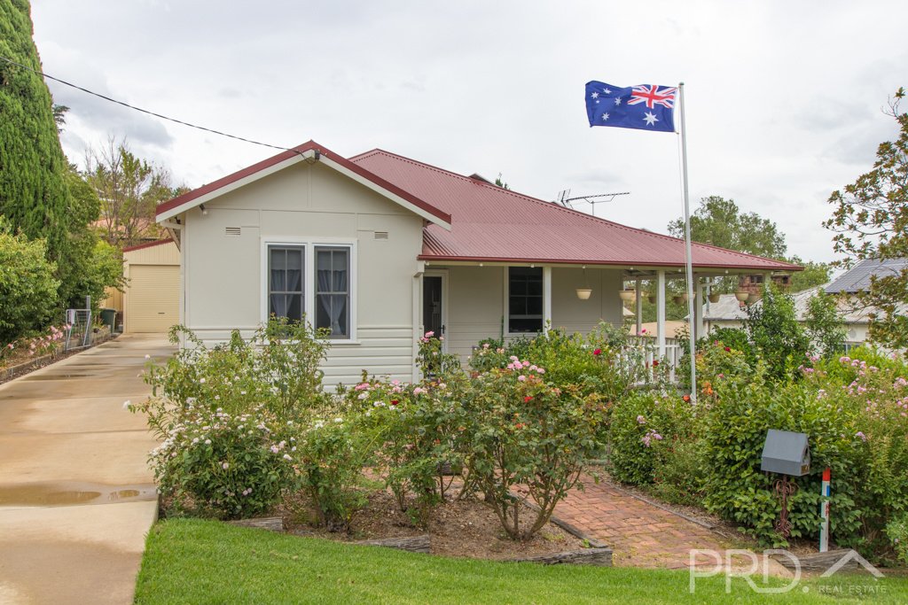 97 Merivale Street TUMUT 1