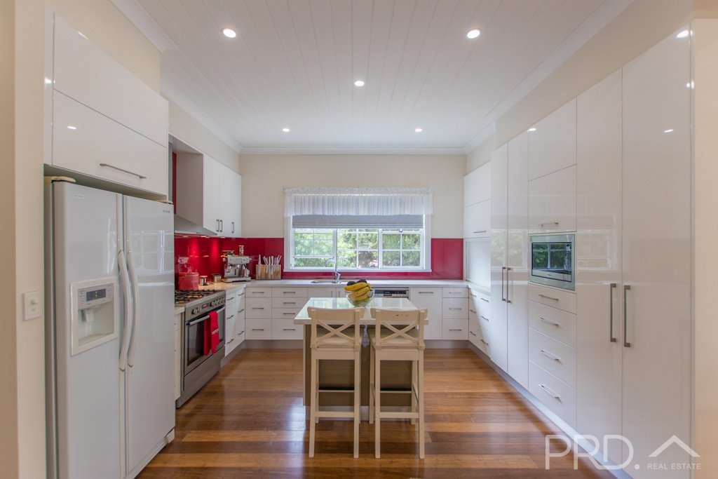 97 Merivale Street TUMUT 3