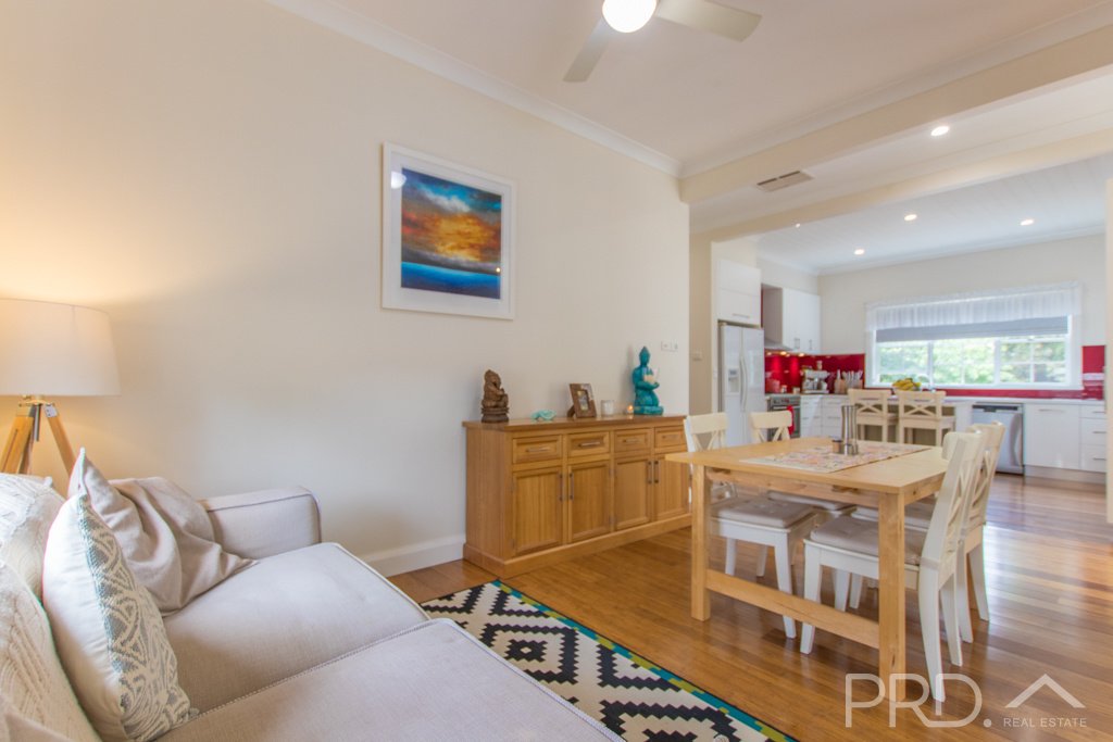97 Merivale Street TUMUT 5