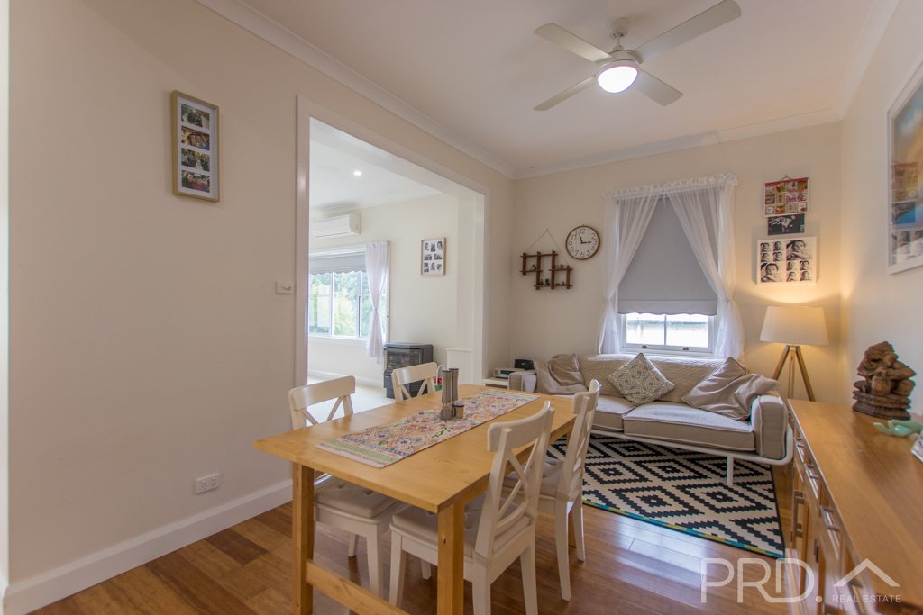 97 Merivale Street TUMUT 7