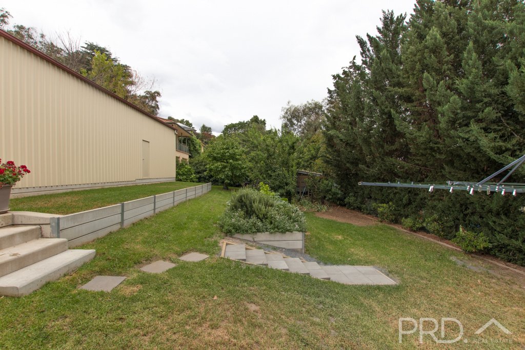 97 Merivale Street TUMUT 18