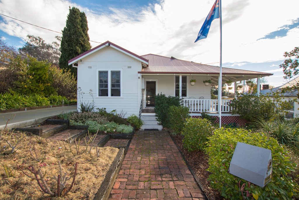 97 Merivale Street TUMUT 1