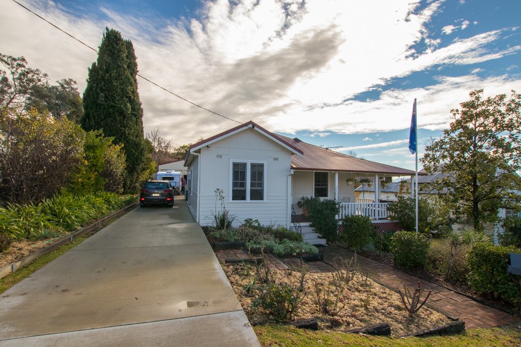 97 Merivale Street TUMUT 22