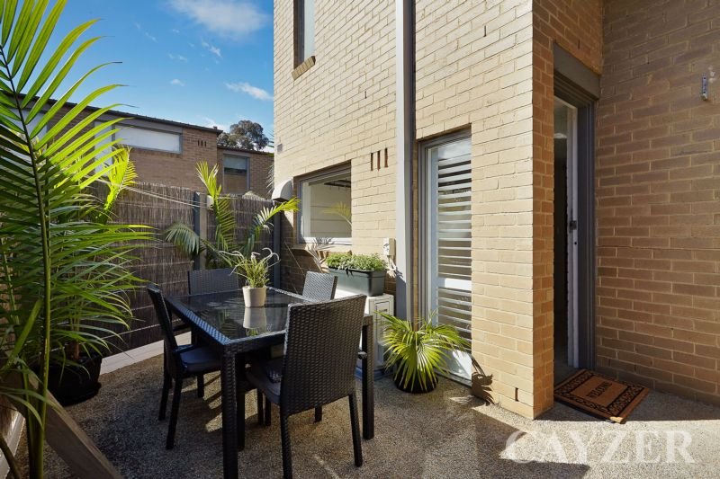 Gallery: 97 Park Street