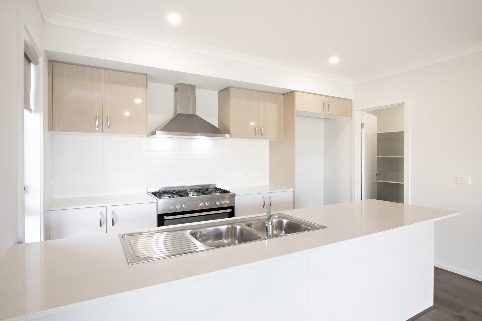Gallery: 97 Presentation Boulevard