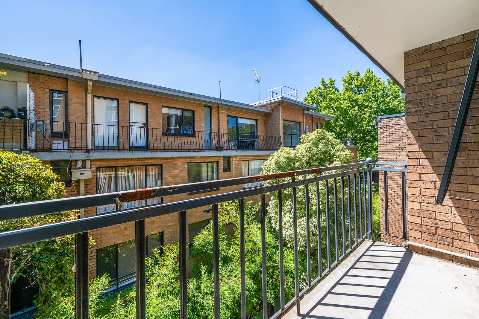 Real Estate and Property in 9/7 Rockley Road, South Yarra, VIC