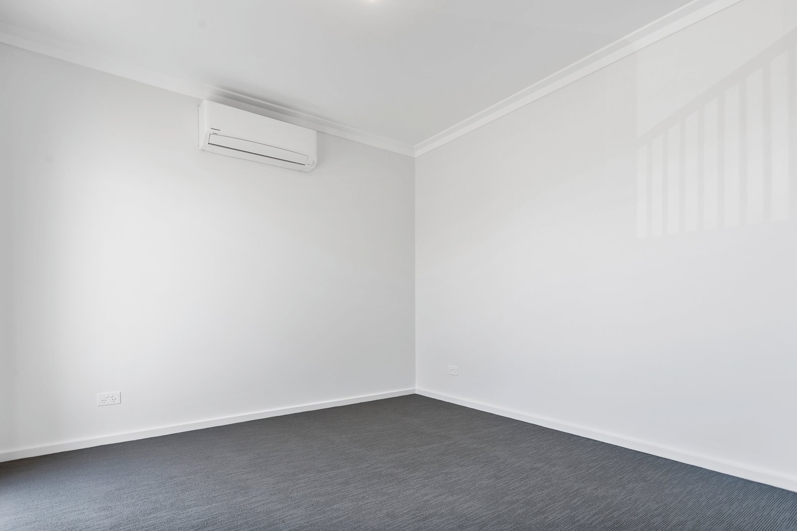 9/7 Rosemont Crescent KENNINGTON 12