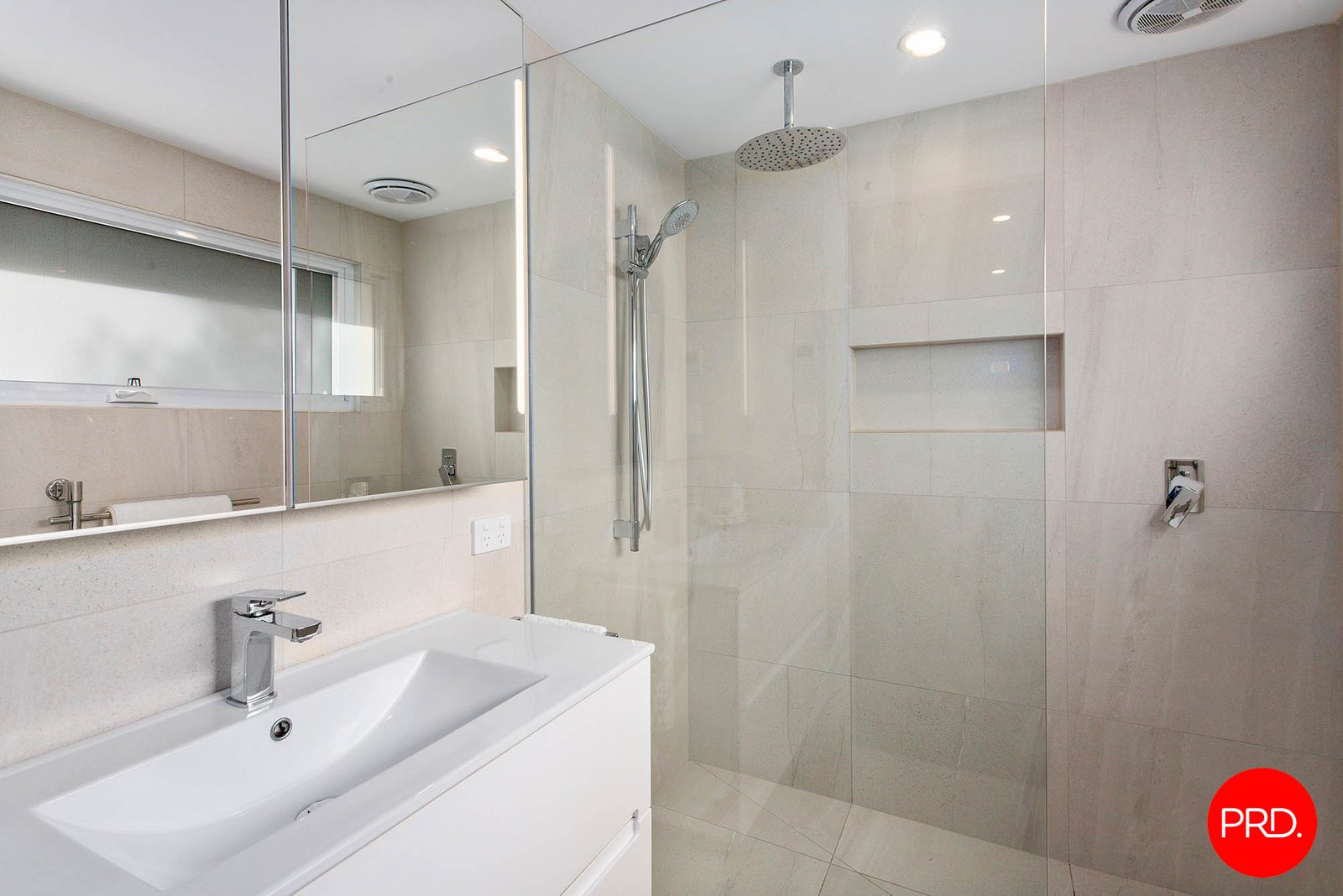 97 Templeton Street East  CASTLEMAINE 15