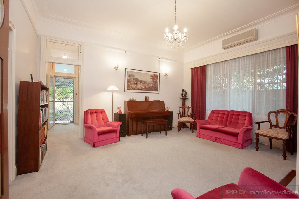 97 Victoria Street EAST MAITLAND 9