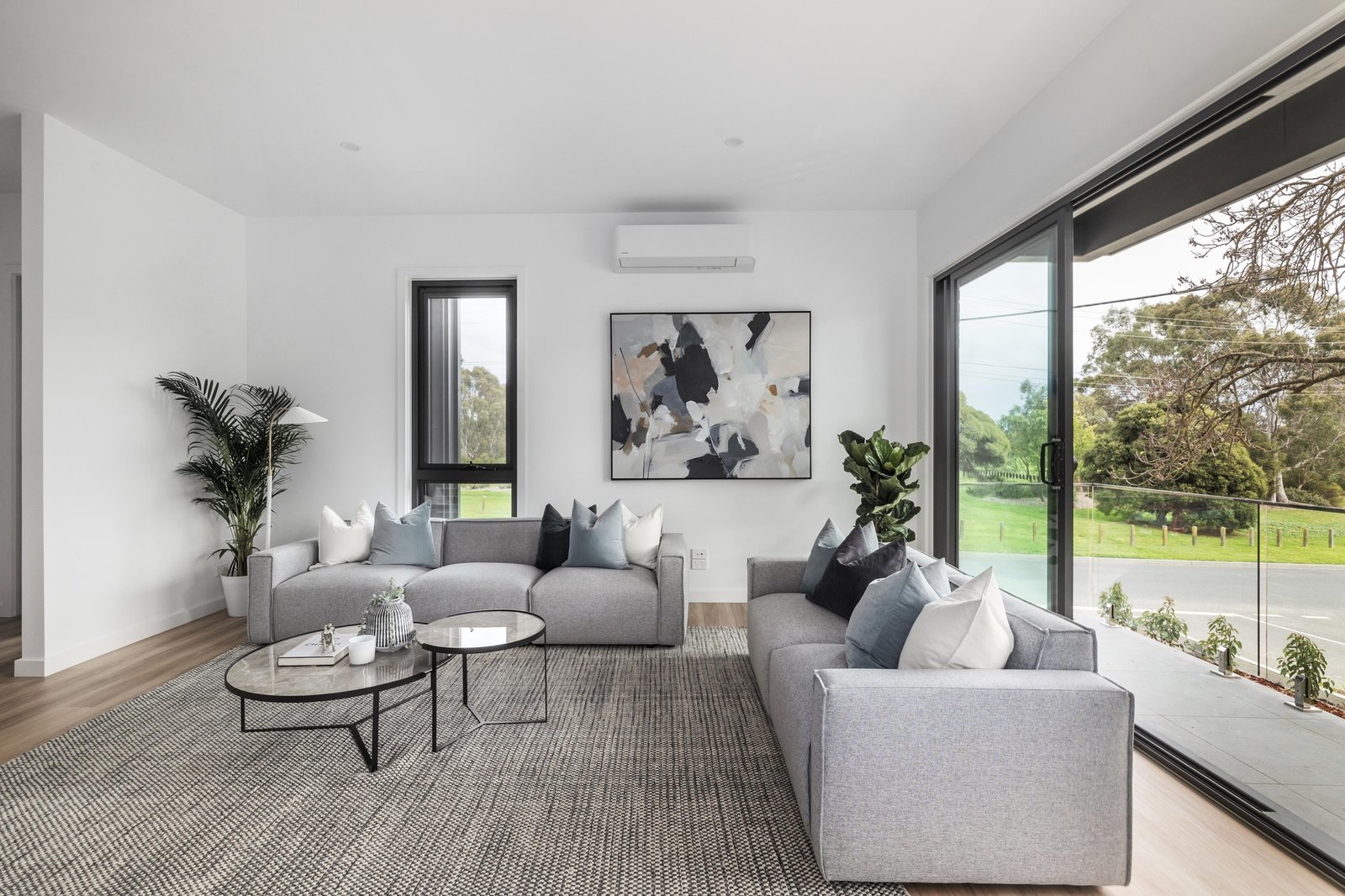 Gallery: 97 Victory Boulevard