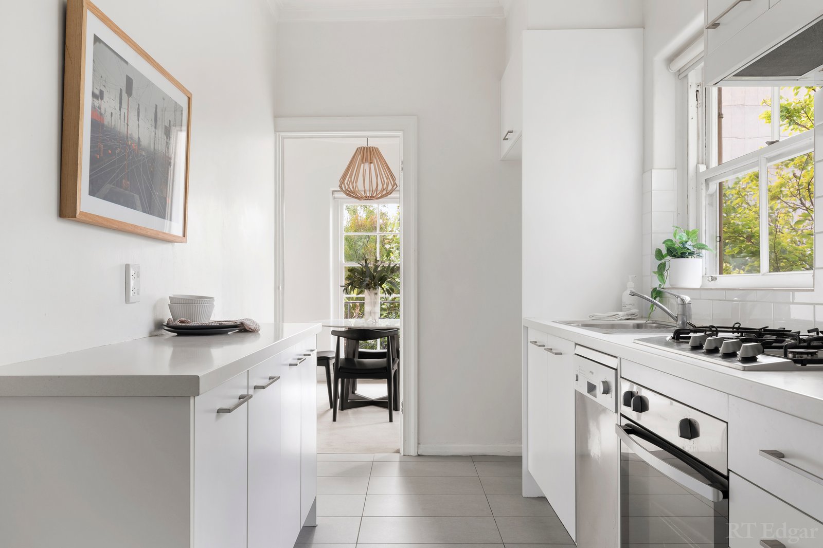 Real Estate and Property in 9/7 Wallace Avenue, Toorak, VIC