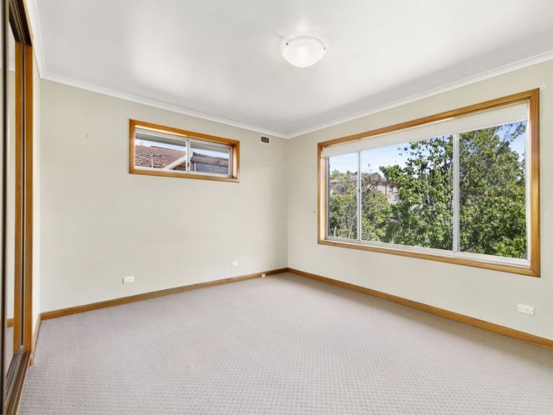 97 Wells Parade BLACKMANS BAY 9