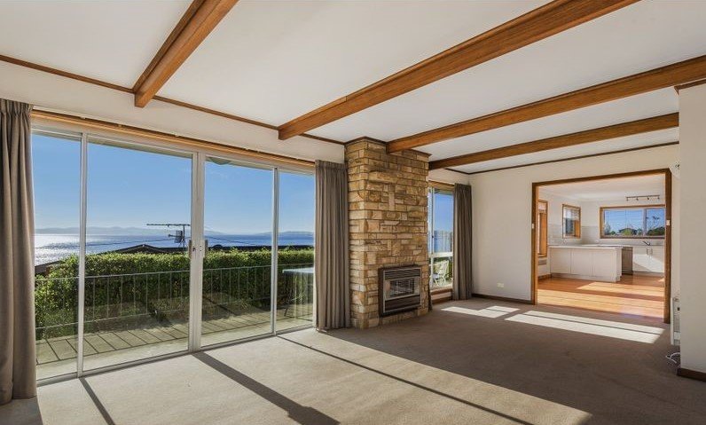 97 Wells Parade BLACKMANS BAY 5