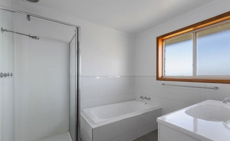 97 Wells Parade BLACKMANS BAY 11