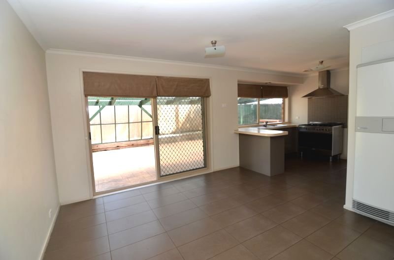 Gallery: 97 Wingarra Drive