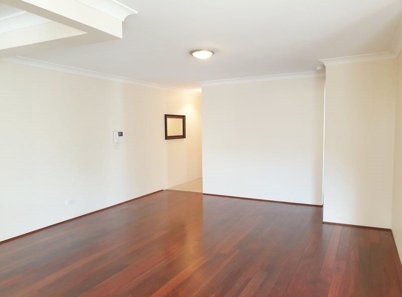 9/71 Queens  Rd  HURSTVILLE 2