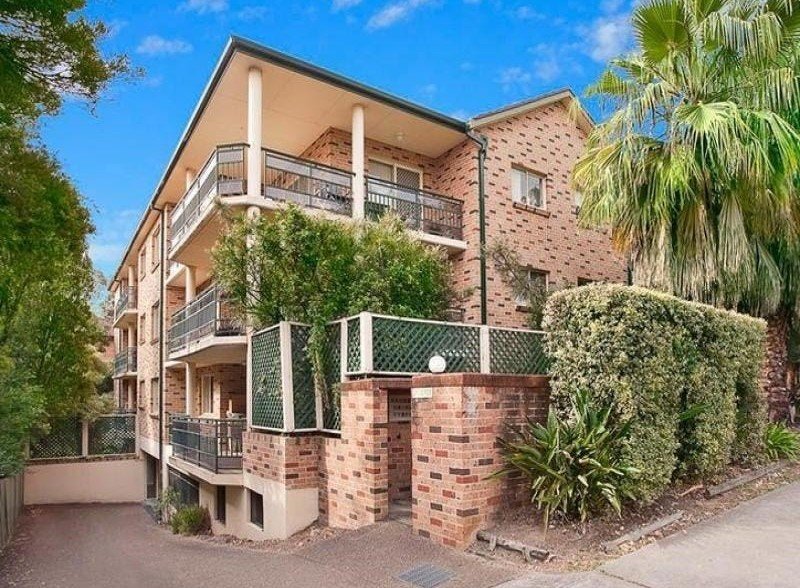 9/71 Queens  Rd  HURSTVILLE 7