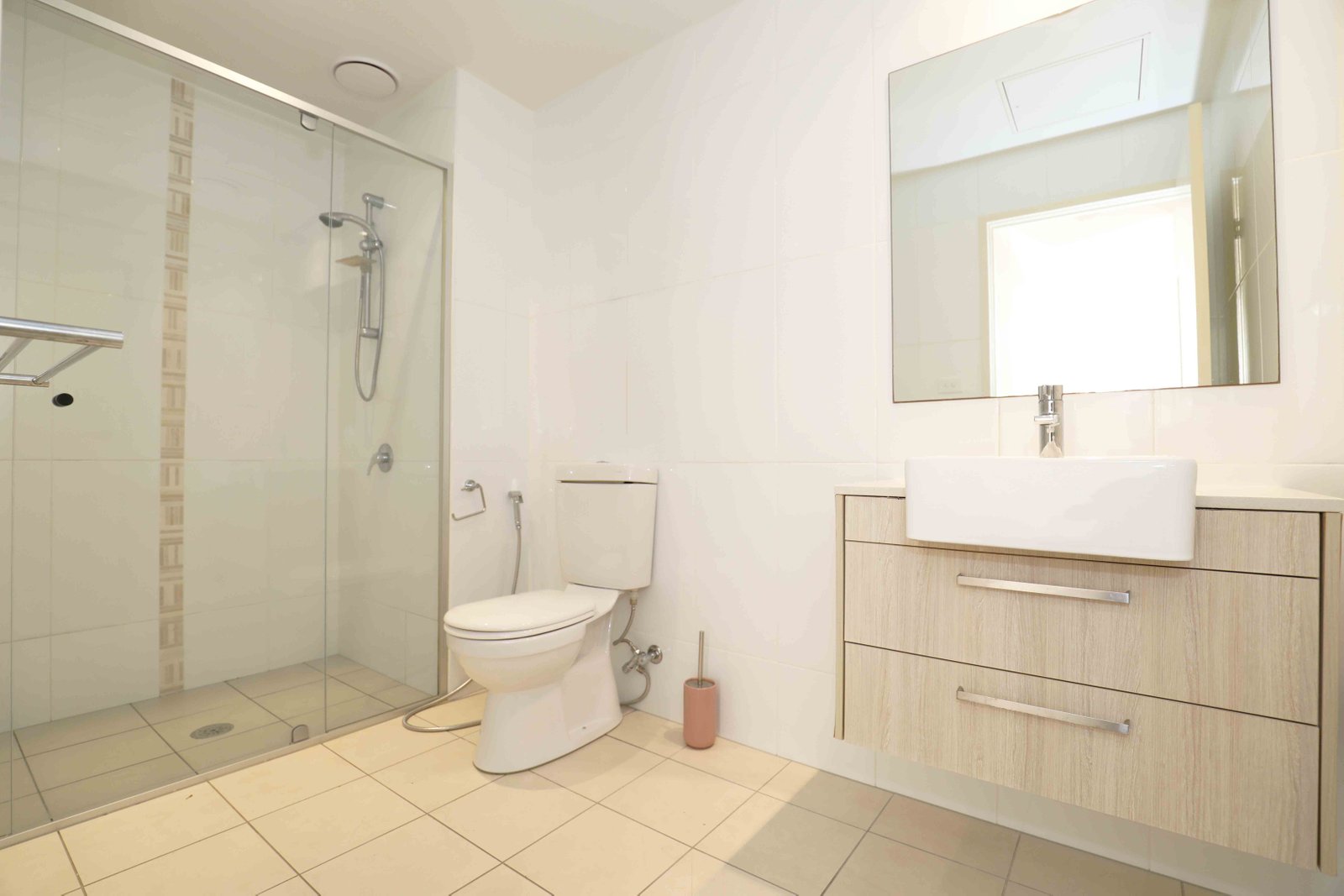 97/121 Easty Street PHILLIP 6