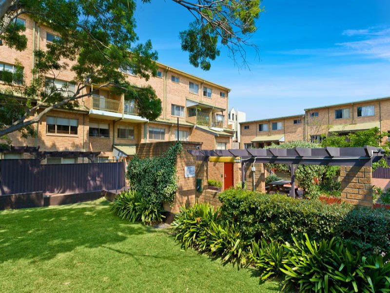 97/219 Chalmers Street REDFERN 1