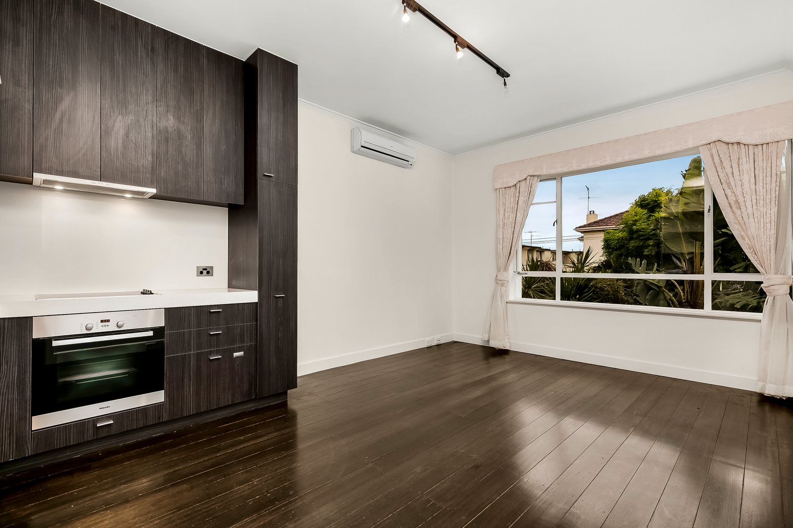 Real Estate and Property in 9/74 Mathoura Road, Toorak, VIC