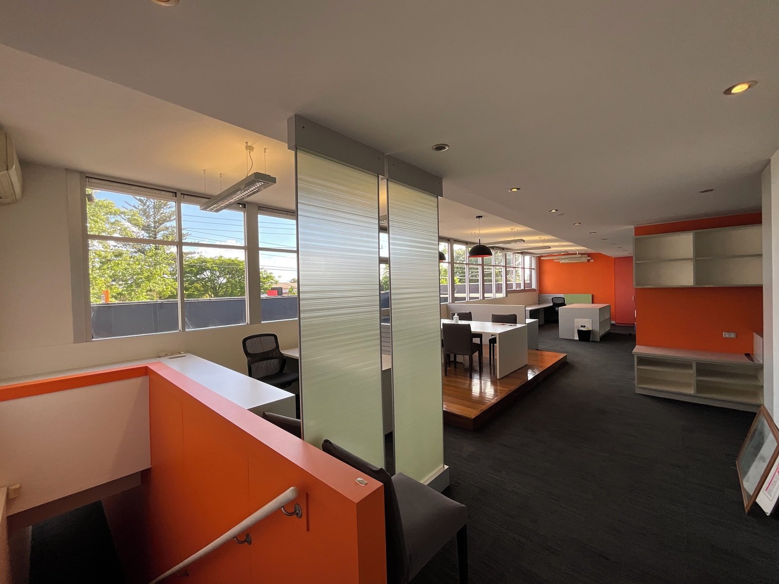 Gallery: 975A North Road