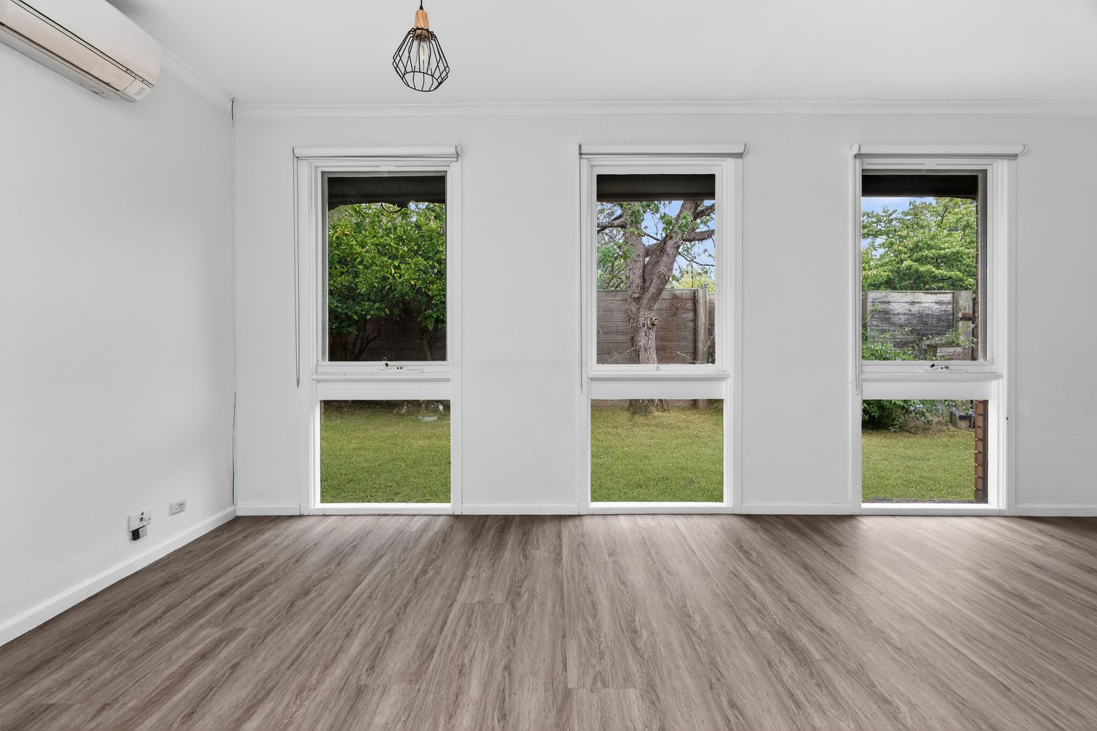 Gallery: 976 Station Street