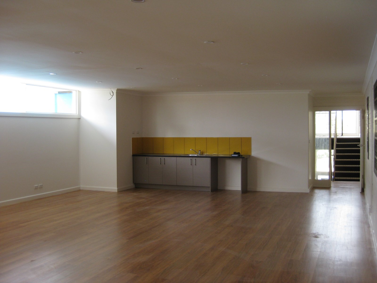 Gallery: 977 North Road