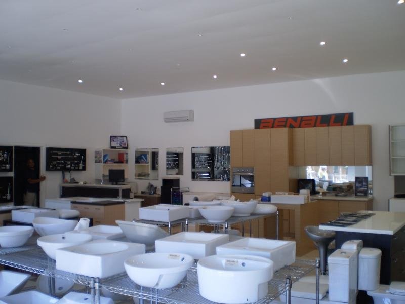 Gallery: 979 North Road