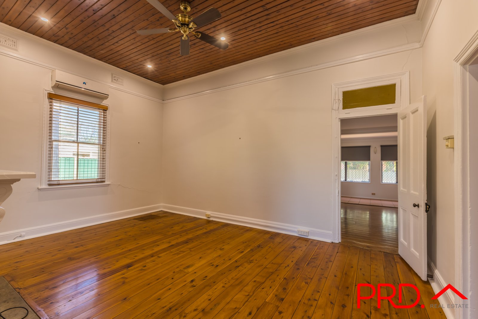 97b Belmore Street TAMWORTH 4