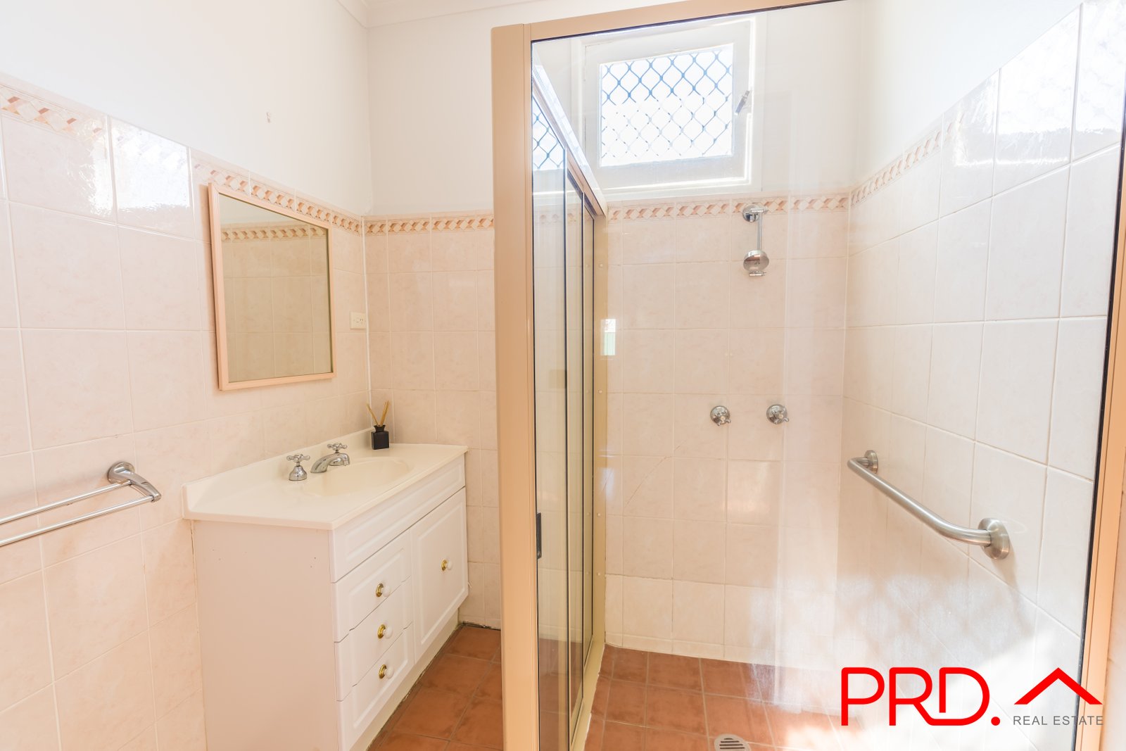 97b Belmore Street TAMWORTH 6
